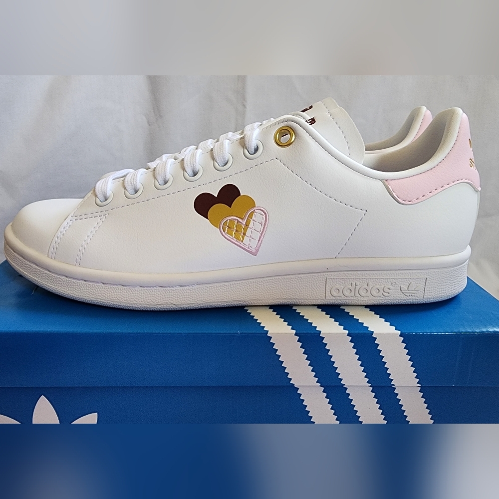 Stan Smith Adidas White Sneakers with Heart Design
